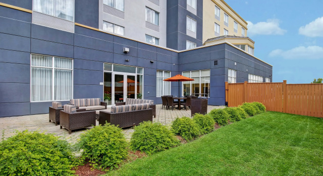 Fairfield Inn & Suites by Marriott Guelph, Boek Hotel  