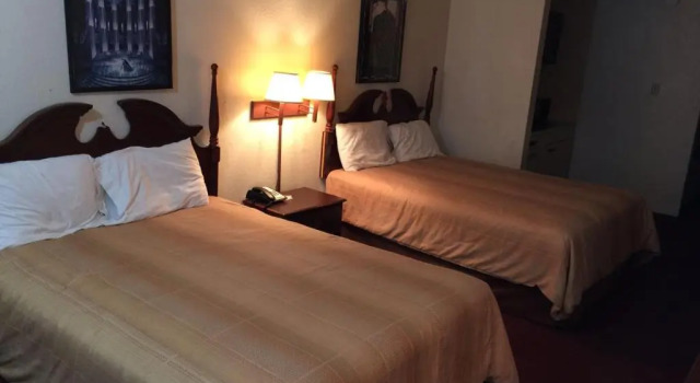 Двухместный номер Standard Meridian Inn Oklahoma City Airport
