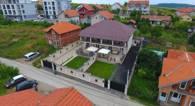 Апартаменты с 3 комнатами Apartments Exclusive