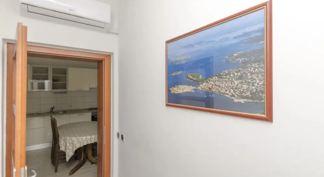Apartment Eva P, Забронировать Апартаменты/квартира Примоштен Шибеник