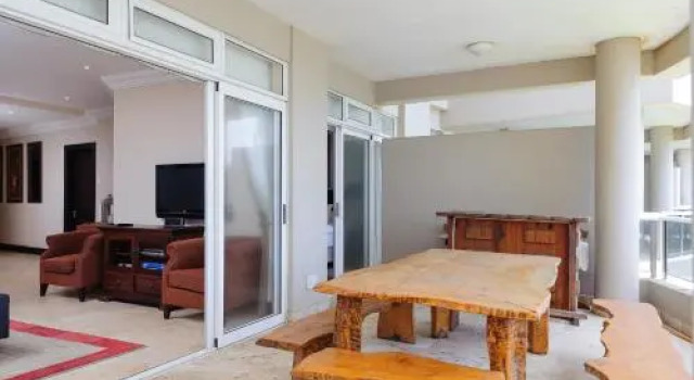 Ballito Manor View 406, Забронировать Отель Отели Баллито 4 звезды, рядом с Ballito Shopping Mall, 4*