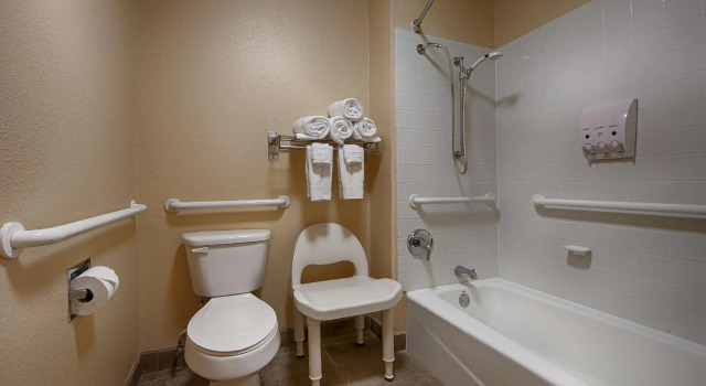 Двухместный номер Standard Best Western Inn by the Lake
