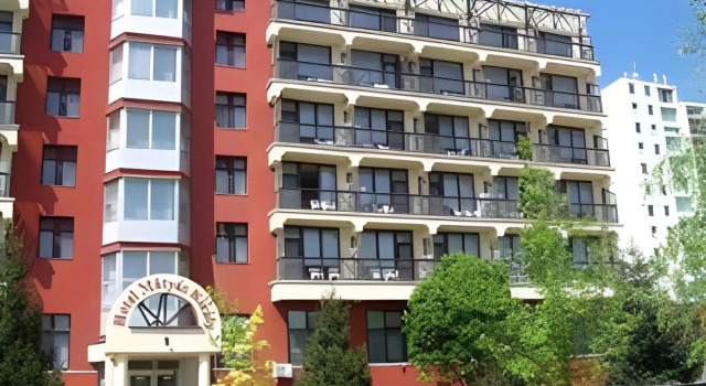 Mátyás Király Gyógy- és Wellness Hotel, Забронировать Курортный отель Отели Хайдусобосло 3 звезды, рядом с Greek Catholic Church, 3*