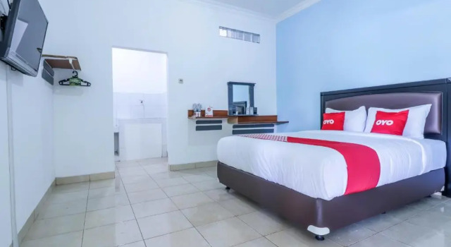 Двухместный номер Standard RedDoorz at Debalcon Accomodation Kuta Bali
