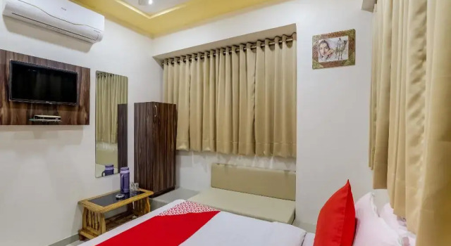 Hotel Alice by OYO Rooms, Забронировать Отель Ахмадабад штат Гуджарат, рядом с Sardar Patel Stadium