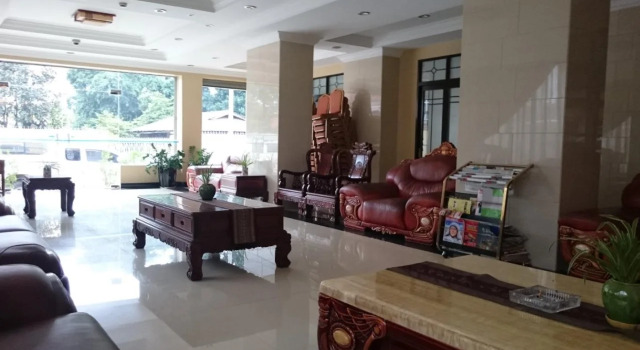 Golden Hill Hotel