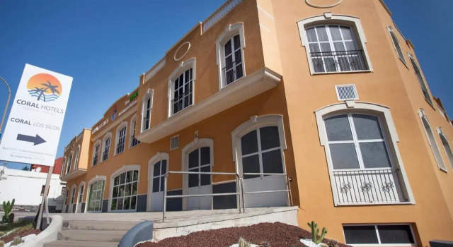 Апартаменты с 2 комнатами с видом на море Coral Los Silos - Your Natural Accommodation Choice