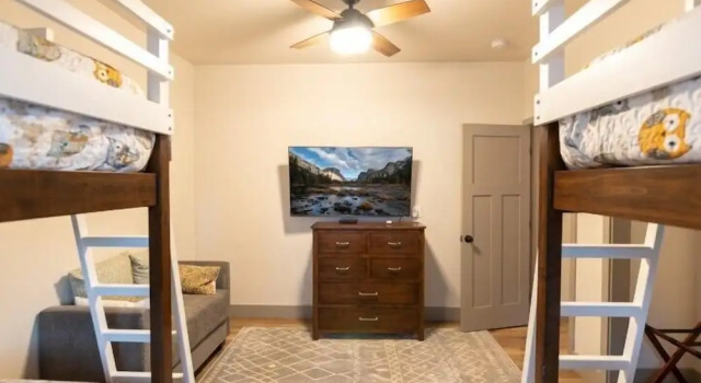 Scenic Wonders Half Dome Loft 3 Bedroom, Забронировать Дом для отпуска Коттеджи Йосемити-Уэст, Коттедж