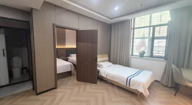 Люкс Business Korla Tianyun Business Hotel