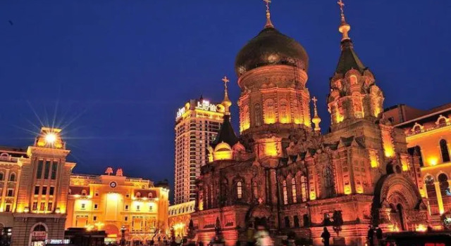 Zmax Hotel·Harbin Bingxue Big World, Rezervasyon Otel Harbin Heilongjiang
