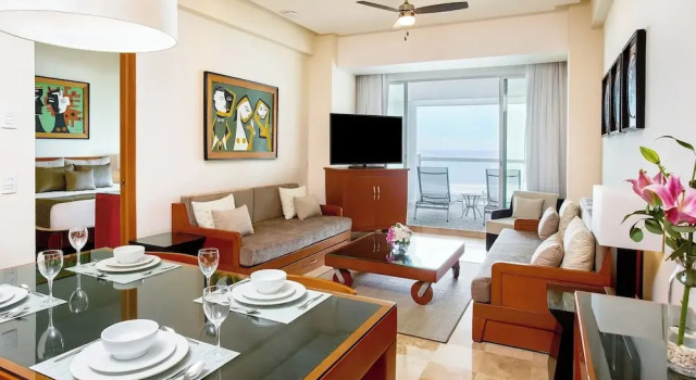 Семейный люкс с 2 комнатами с балконом Grand Ocean Breeze Acapulco