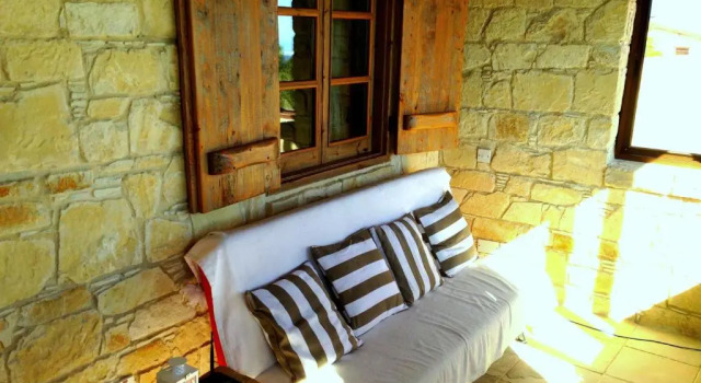 Lofou Traditional Stone House, Rezervovat Hotel Lofou Limassol