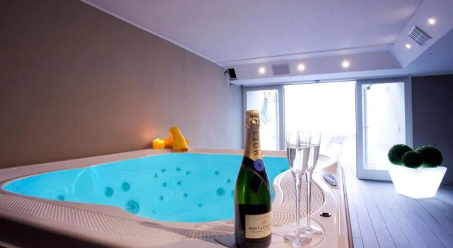 Апартаменты Apartment 5 - Overlooking Isola Comacina. Spacious Living Ideal For Families Of Up To 10
