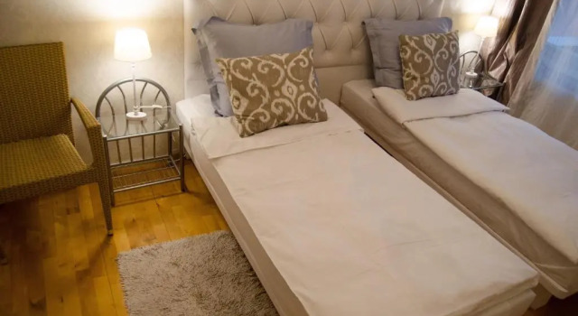 City Inn Riga Apartment, new renovated in Quiet center with balcony with parking, Забронировать Апартаменты/квартира Земгальское предместье Рига, рядом с Железнодорожная станция Земитани