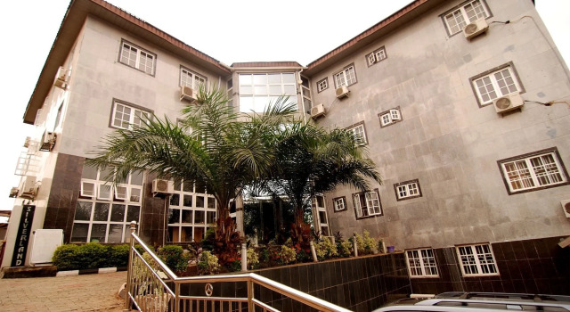 Silverland Hotel and Suites