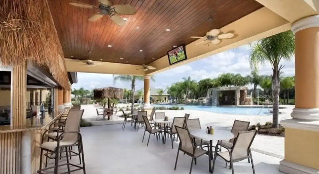 Lovely 4 Bedroom 3 Bath Town House Features All The Comforts Of Home