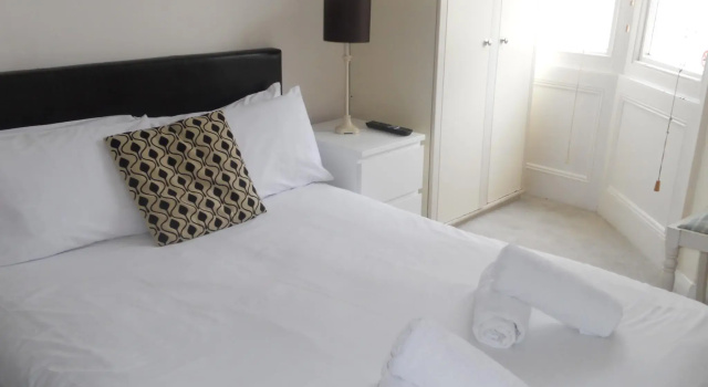Relax Inn Guest House, Забронировать Гостевой дом Кемптаун 