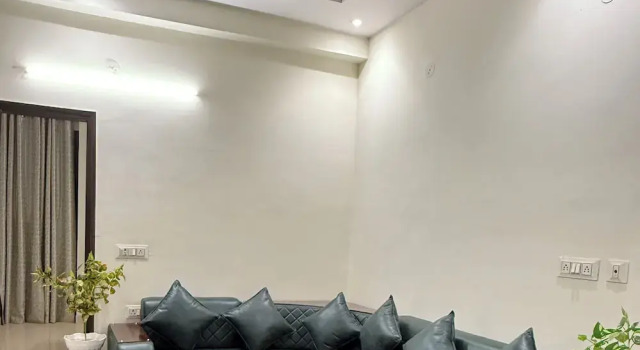 Студия Hotel Royal India - New Palam Vihar