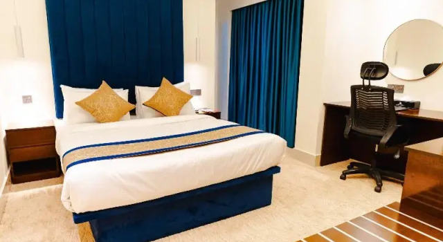 Двухместный номер Superior с балконом Marco Polo Dhaka