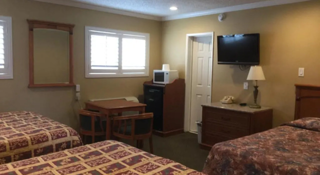 Семейный номер Standard Bevonshire Lodge Motel