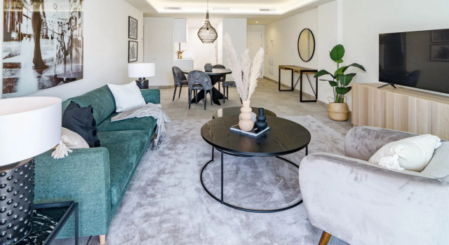 Inf3.2l- Modern City Apartment, Families Only, Забронировать Апартаменты/квартира Отели Эстепона с парковкой, рядом с Палеонтологический музей, Парковка