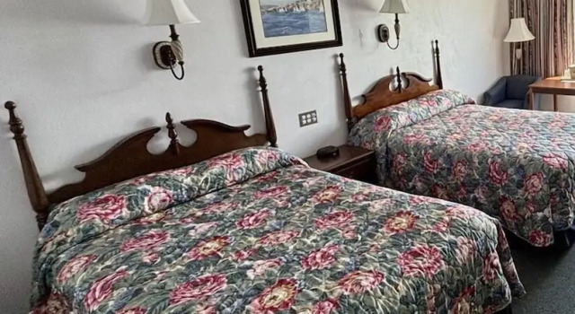 Четырёхместный номер Standard Fort Knox Inn