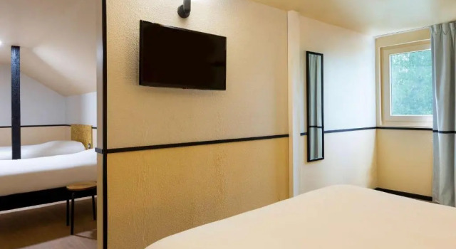 Двухместный номер Standard Greet Hôtel Villeneuve la Garenne