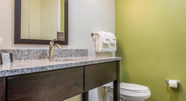 Номер Standard Sleep Inn Ellenboro Hwy 50