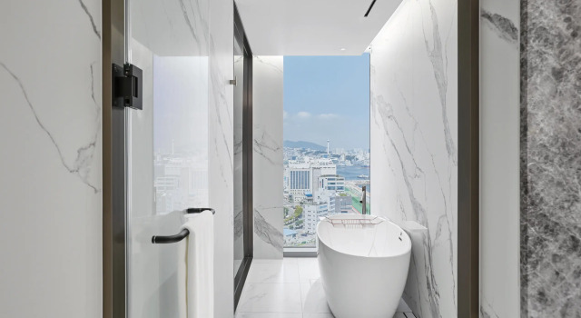 Четырёхместный люкс Corner с 2 комнатами Wyndham Grand Busan Ijin