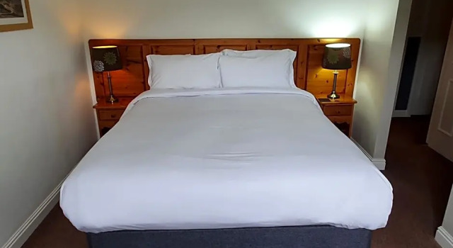 Swiss House B&B, Rezervasyon Bed and Breakfast Castleton 4 yıldızlı oteller, 4*
