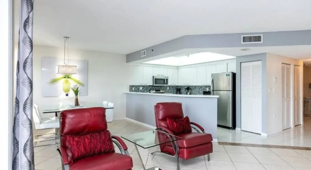 Les Pélican 410 - Condo 4 People, Sunny Isles, Varaa Hotelli Hotellit Miami Beach uima-altaalla, Uima-allas