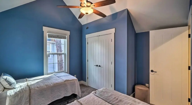 Cozy Southern Pines Retreat 1 Mi to Downtown, Забронировать Дом для отпуска Саутерн Пайнс Северная Каролина