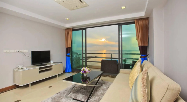 Полулюкс Blue Wave Hotel Hua Hin