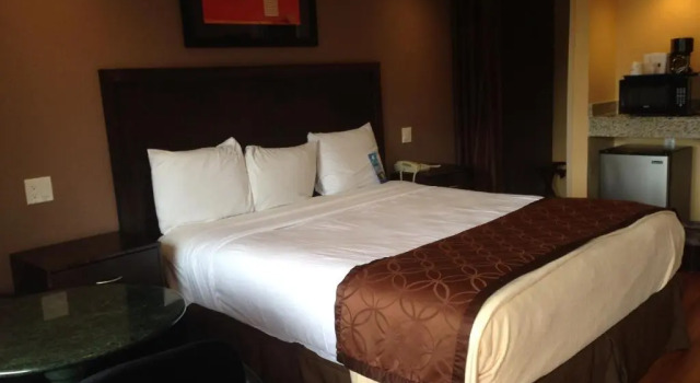 Номер Standard Om Park Inn and Suites El Cajon near San Diego