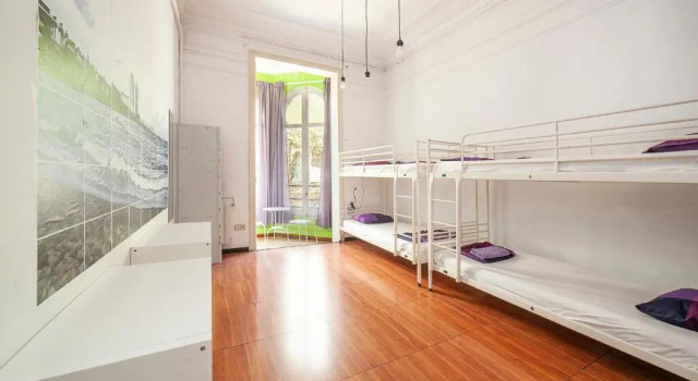 Кровать в общем номере Fabrizzios Terrace Hostel