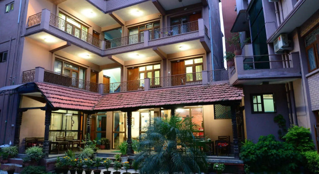 Hotel Green Horizon, Забронировать Отель Отели Катманду с парковкой, рядом с Garden of Dreams, Парковка