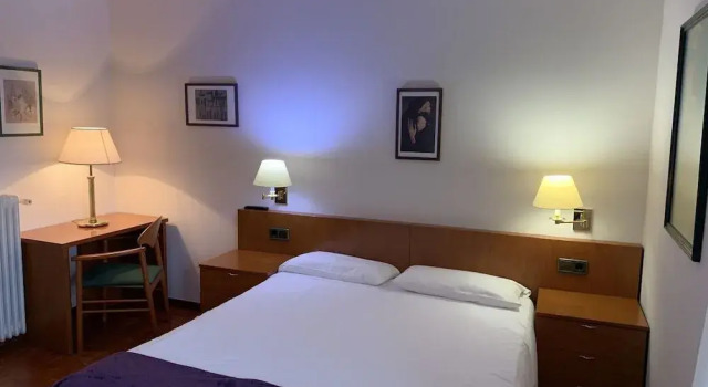 Hostal Roma
