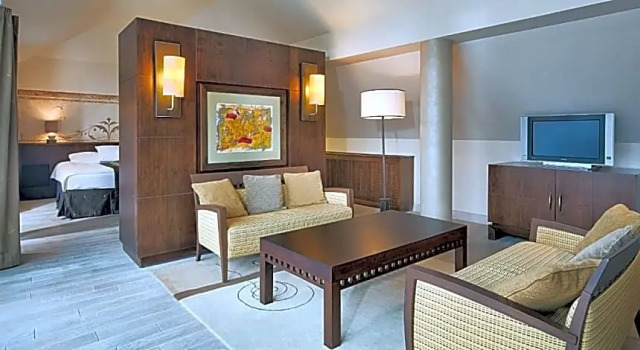 Номер Deluxe Mamaison Le Regina Boutique Hotel