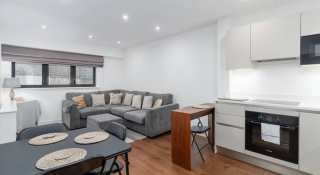 Modern 1 Bedroom Apartment in West Kensington, Varaa Huoneisto Asunnot kohteessa Merseyside, Huoneisto
