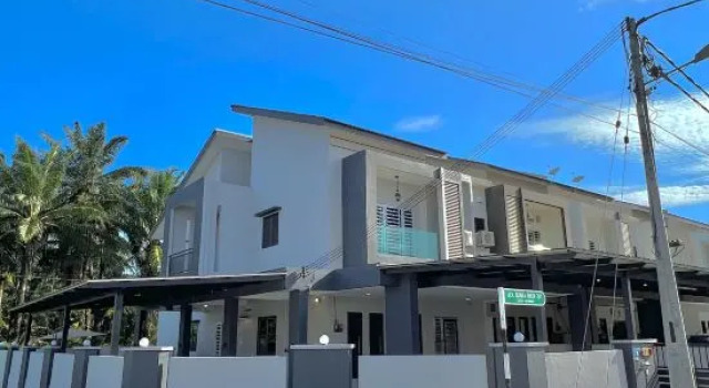 Entire Vacation House In Sitiawan