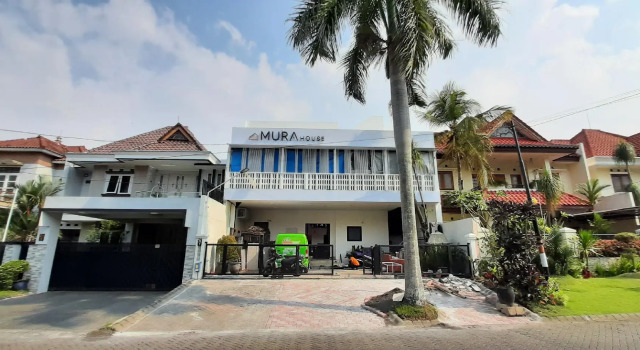 OYO 90470 Mura House Syariah