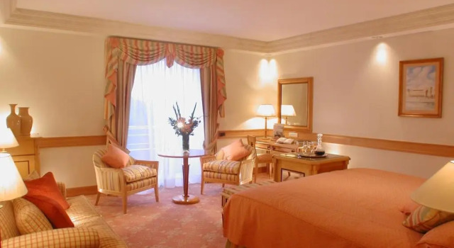 Номер Superior Olissippo Lapa Palace - The Leading Hotels of the World