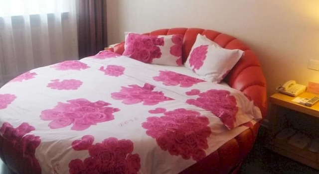 Super 8 Hotel Plaza North Road, Book Hotel Chengguan 