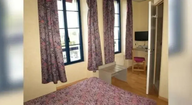 Le Grand Hôtel Restaurant, Rezerwuj Hotel Perros-Guirec 