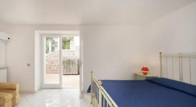 Villacore Capri
