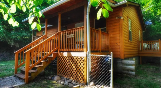 Коттедж *New Cabin 5min From Parkway*Deer Hollow