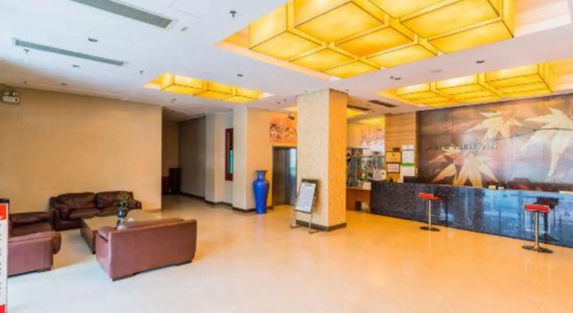 Ming Tien Inn, Boek Hotel Hotels in Guangdong met parkeren, Parkeren