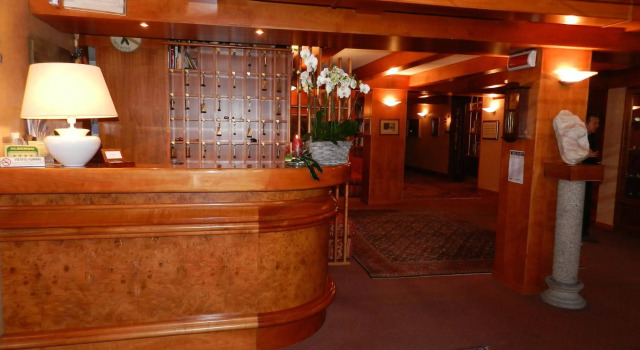 Hotel Emet, Prenota Hotel Madesimo Valchiavenna