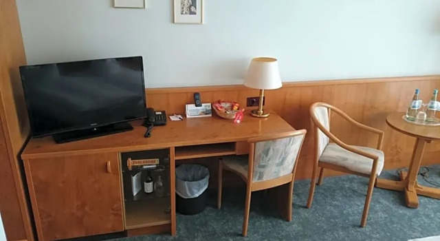 Hotel Alexander, Varaa Hotelli Oldenburg 