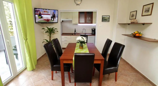 Apartment Biočić, Забронировать Апартаменты/квартира Апартаменты Trogir Riviera, Апартаменты/квартира